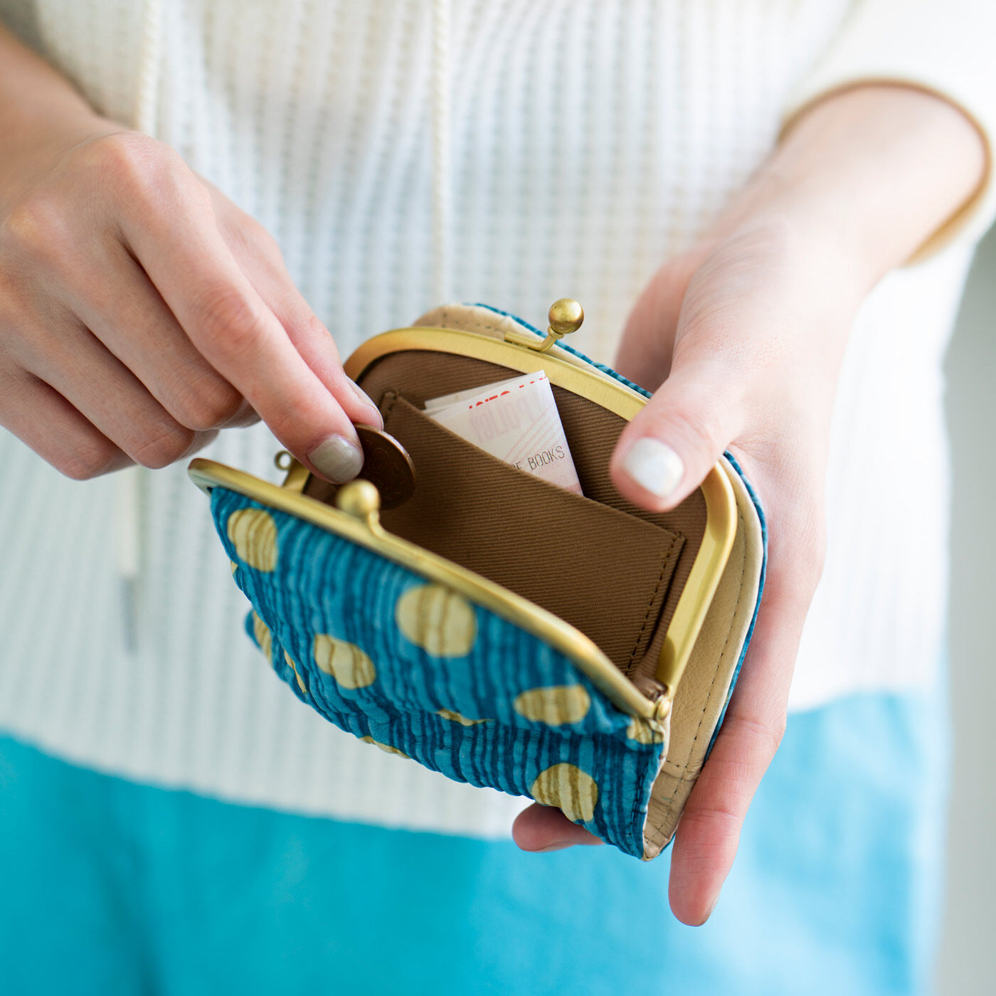 フェリシモギフトショップ|財布作りのプロ集団が作った　京都革友禅のがま口付き財布