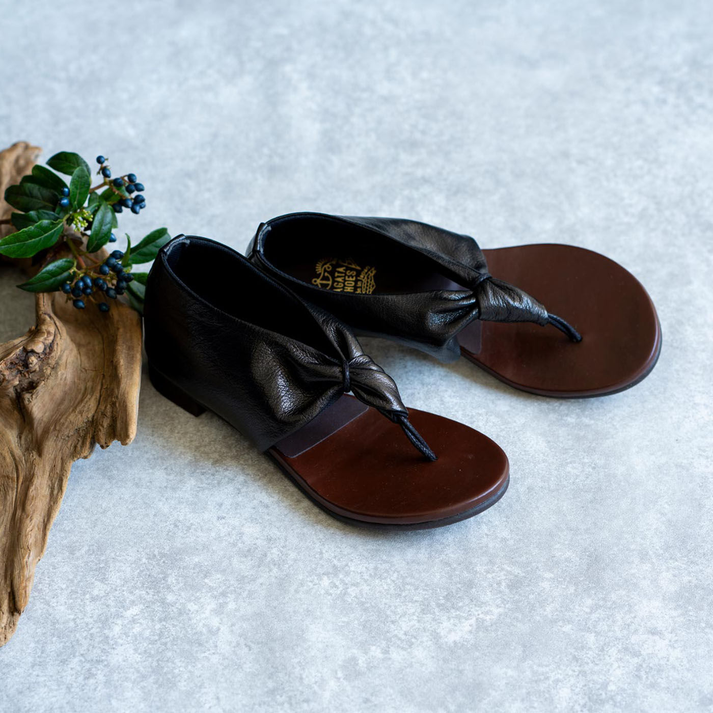 ＆Stories[アンドストーリーズ]の〈特急便〉の靴 SHOES｜日本
