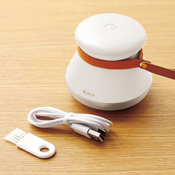 フェリシモギフトショップ | パワフル６枚刃充電式毛玉取り器〈ホワイト〉