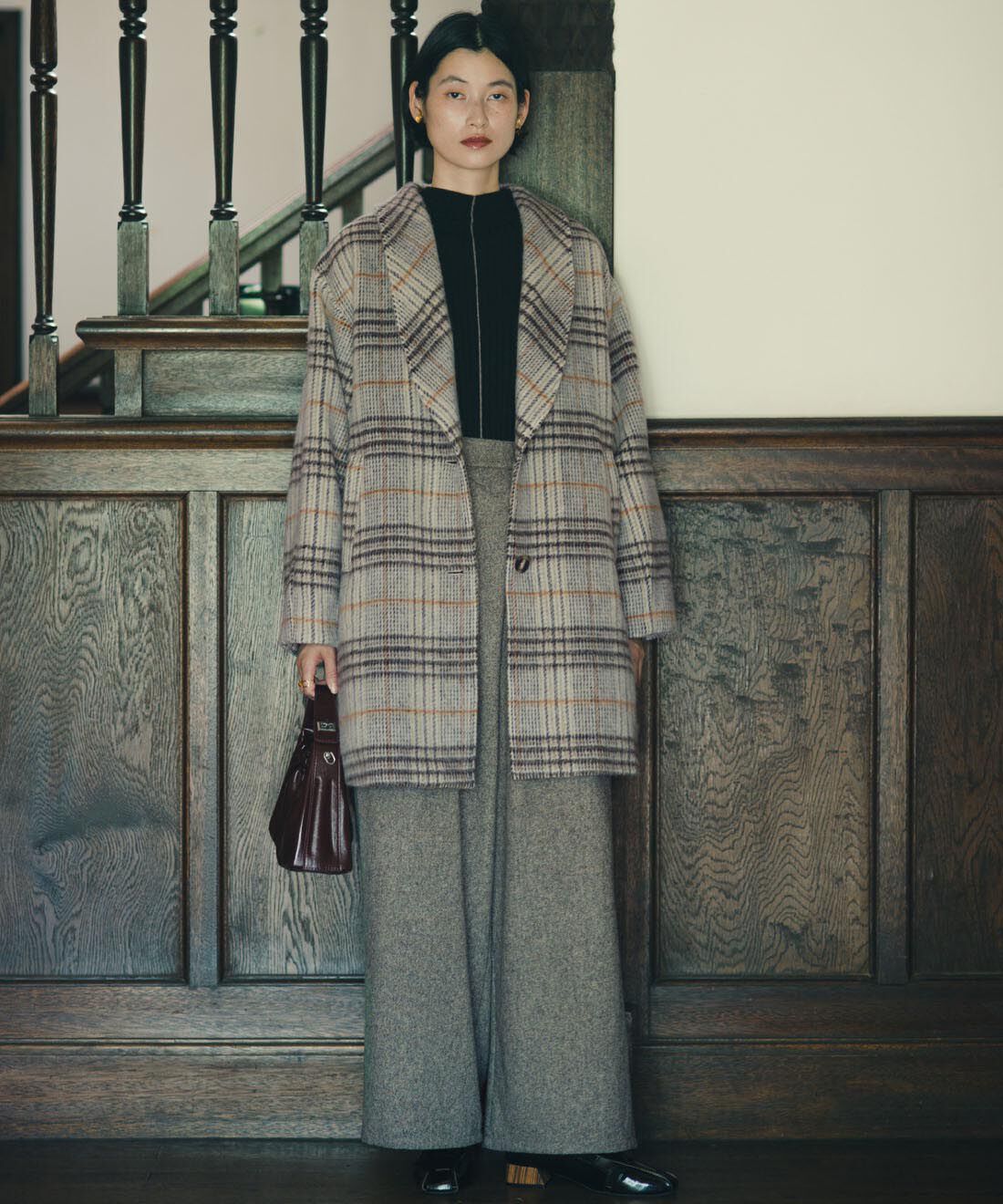 フェリシモギフトショップ|el:ment　尾州ウールの風合い愉（たの）しむ　軽やかミドル丈ショールカラーコート〈アンバーチェック〉