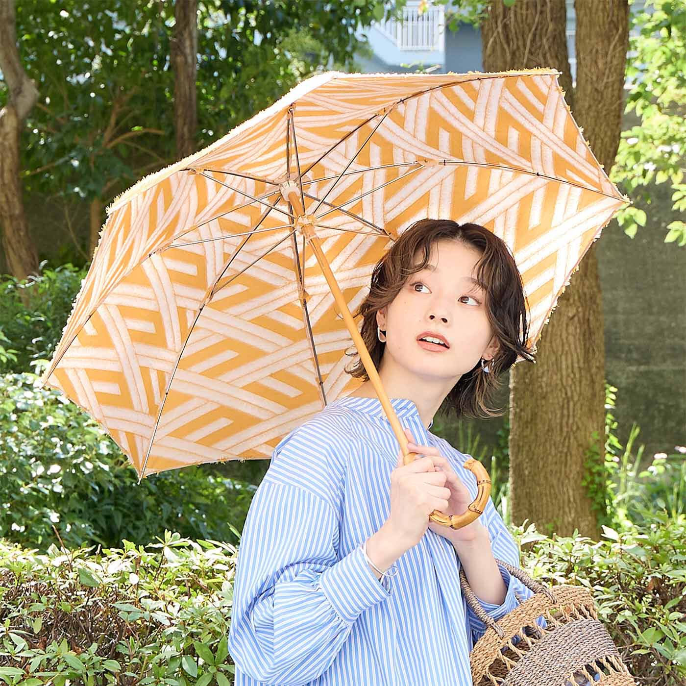 フェリシモギフトショップ|播州織のジャカード生地で仕立てた　晴雨兼用傘〈菱模様イエロー〉