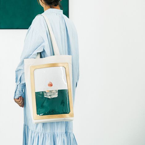 フェリシモギフトショップ | クリアファイルを楽しむマイミュージアムトート〈ホワイト〉