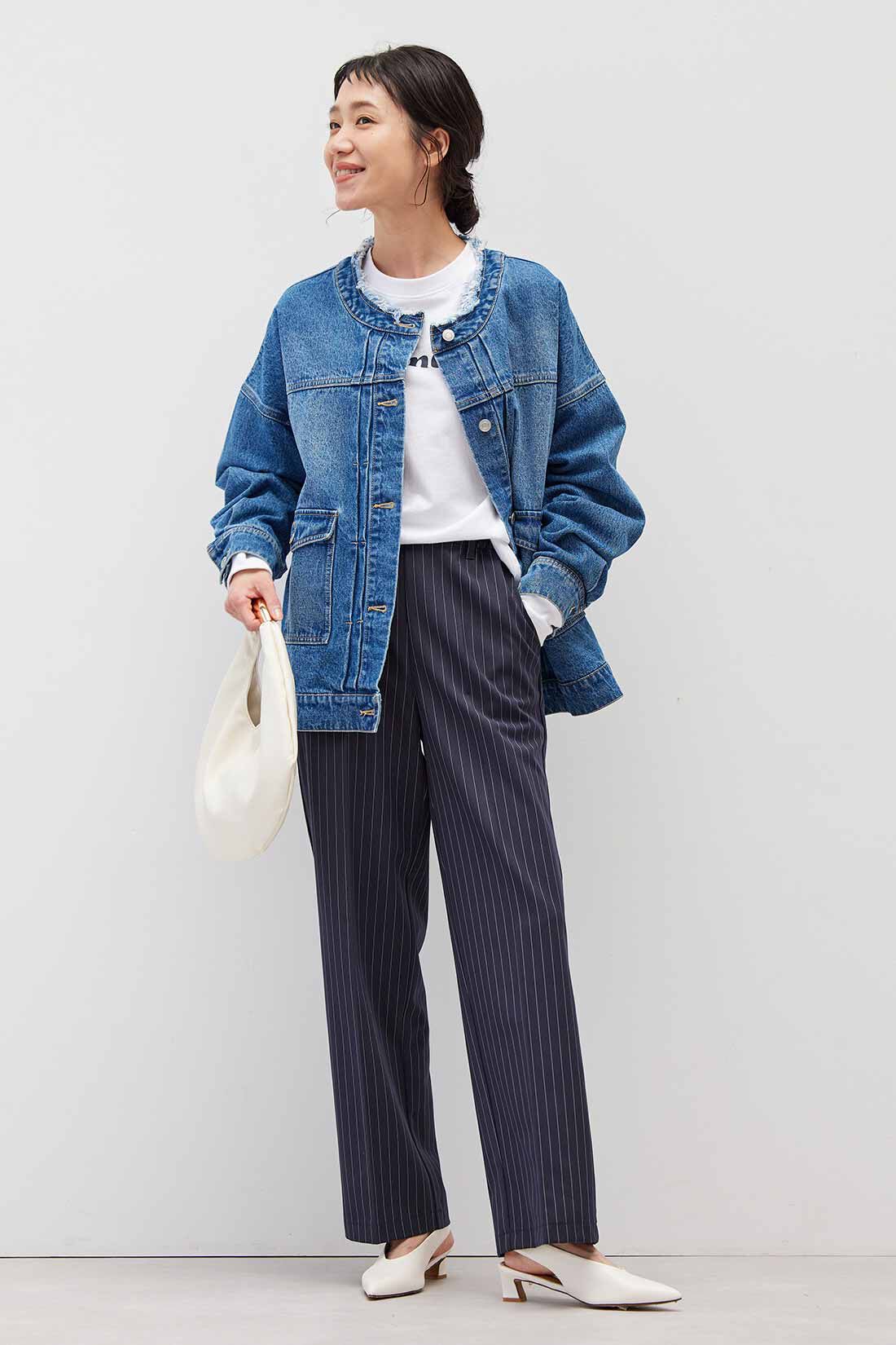 リブ イン コンフォート オンでもオフでも週7活躍！ きれいだねパンツ〈ワイドストレート〉〈ネイビーストライプ〉