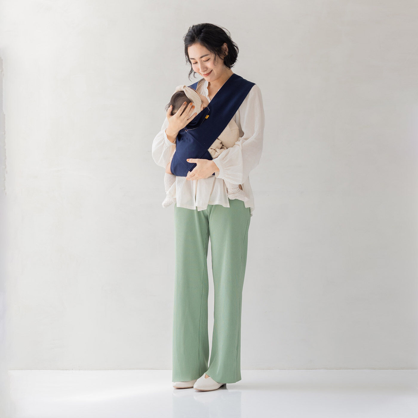 フェリシモギフトショップ|ベーシック抱っこひも　ネイビー×グレーボーダー|model：H165　着用サイズ：1サイズ
