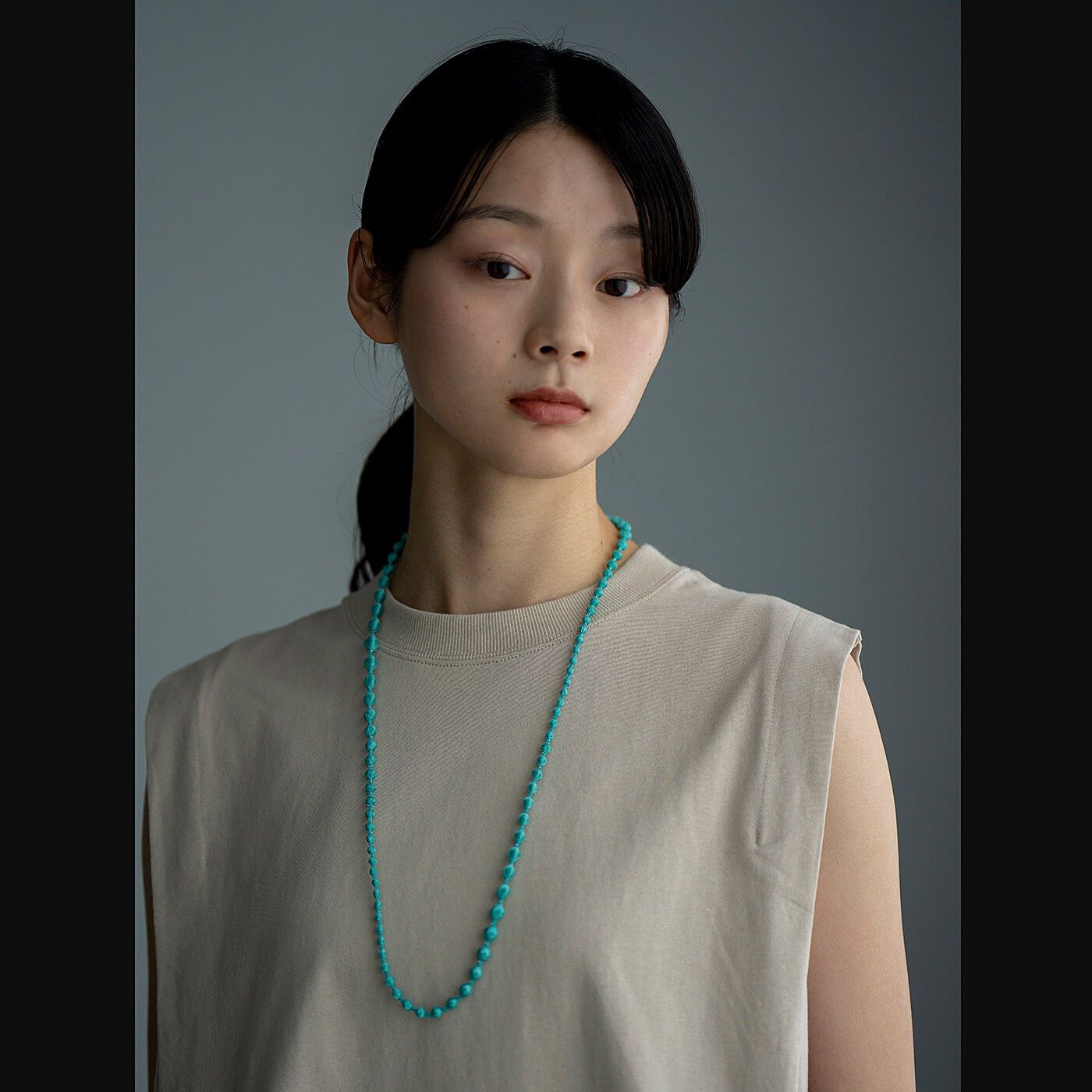 フェリシモギフトショップ|群馬の刺繍工房が作った　誕生石色の刺繍珠ネックレス〈ルビーレッド色・7月生まれ〉[日本製]