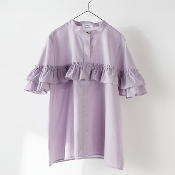 フェリシモギフトショップ | 大人フリル半袖ブラウス〈ＰＵ〉リブイン