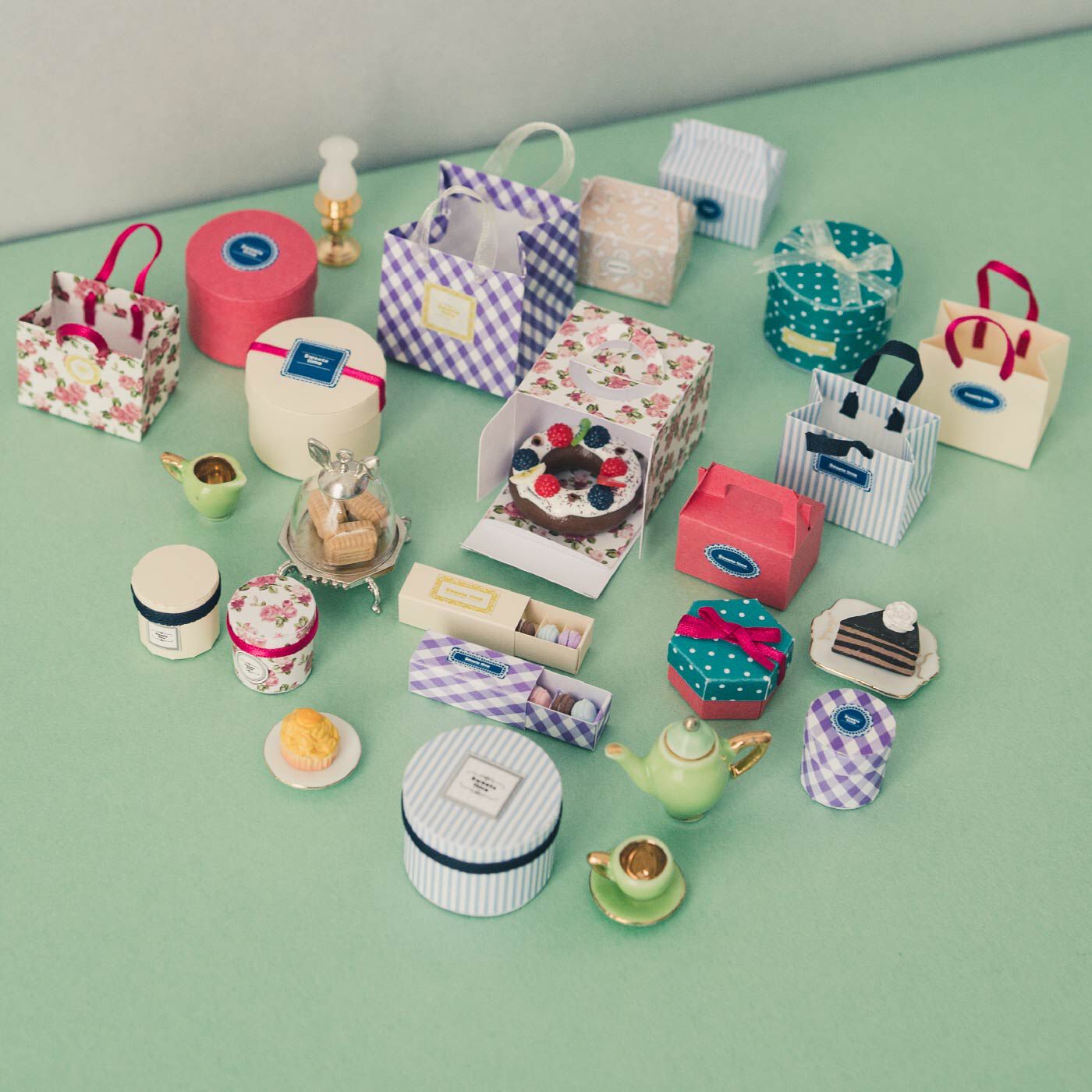 フェリシモギフトショップ|ミニチュアのかわいいペーパークラフト　スイーツギフトキット