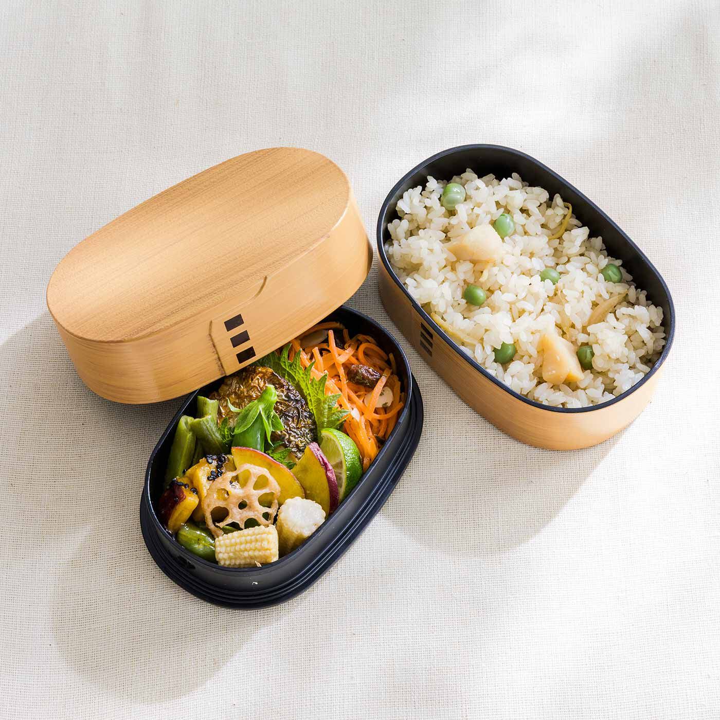 フェリシモギフトショップ|ラミプリュス　趣深くて扱いやすい　レンジ・食洗機対応のまげわっぱ風弁当箱520ml〈二段タイプ〉|いつものお弁当がワンランクアップ。