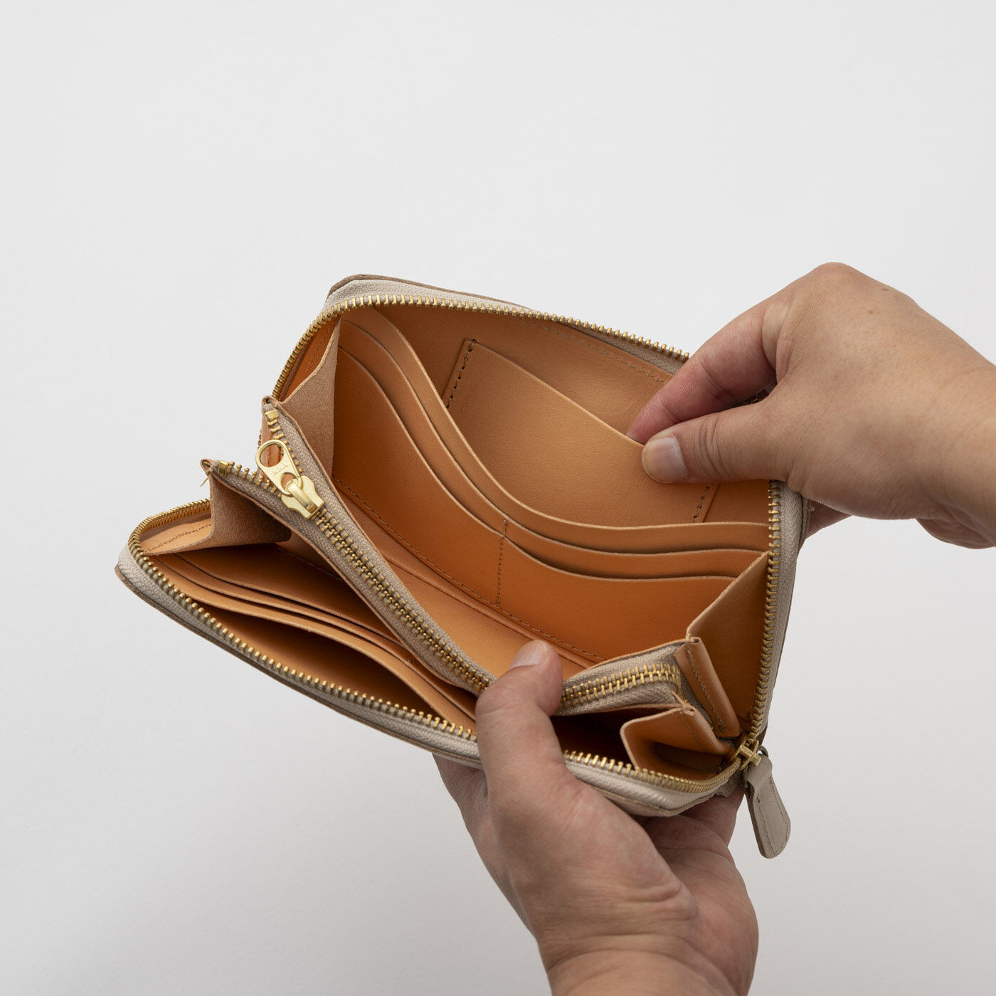 フェリシモギフトショップ|福岡の鞄作家が作った 職人本革のカフェウォレット〈ホワイト〉 [本革 財布：日本製]