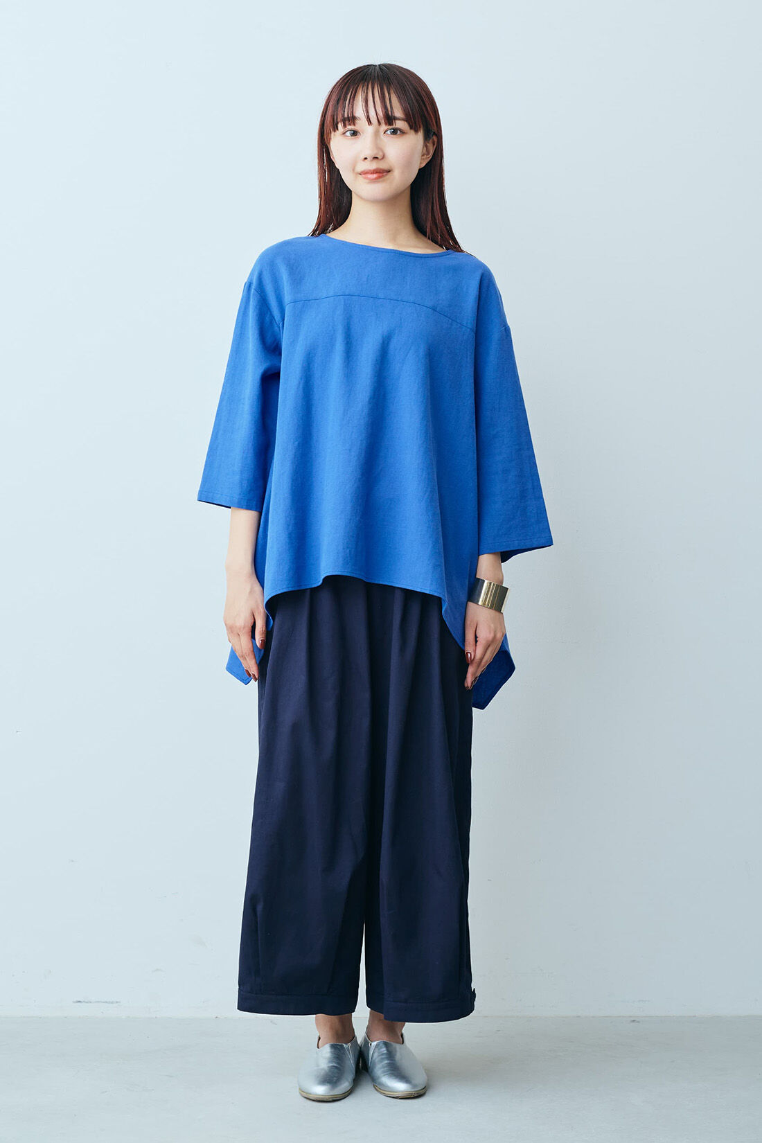 フェリシモギフトショップ|リブ イン コンフォート　Ｌｉｖｅ　Ｌｏｖｅ　ＣｏｔｔｏｎⓇプロジェクト　シルエットチェンジでコーデ自在な　ぷっかりコットンパンツ〈ネイビー〉