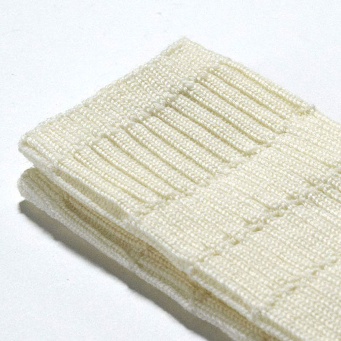 フェリシモギフトショップ|ウール91％　あったかでやわらか！ 厚みをおさえたファインウールソックス〈Hooh〉