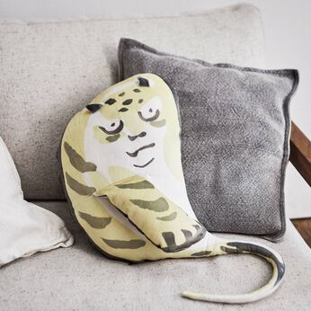 フェリシモギフトショップ | 『鳥獣略画式』よりトラのふかふかクッション