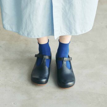 フェリシモギフトショップ | Ｌ＋本革Ｔストラップシューズ〈ＢＫ〉