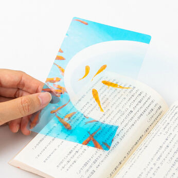 フェリシモギフトショップ | 金魚の透明しおり〈金魚すくい＆琉金〉