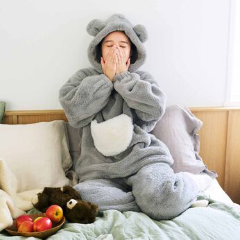 フェリシモギフトショップ | 春が来るまで冬眠しようツキノワグマルームウェア