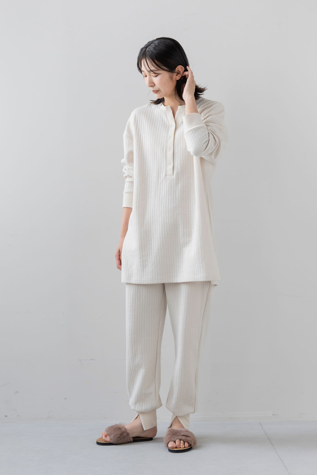 フェリシモギフトショップ|Moredde　ふっくら暖かいキルティングルームウェアセット〈アイボリー〉
