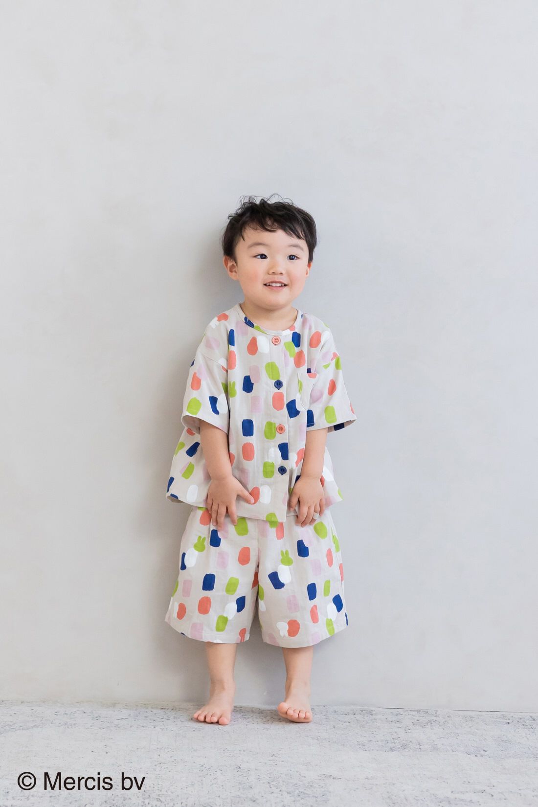 フェリシモギフトショップ|リブ イン コンフォート　水彩画タッチのミッフィーがかわいいふわふわダブルガーゼのペイント柄キッズセットアップ