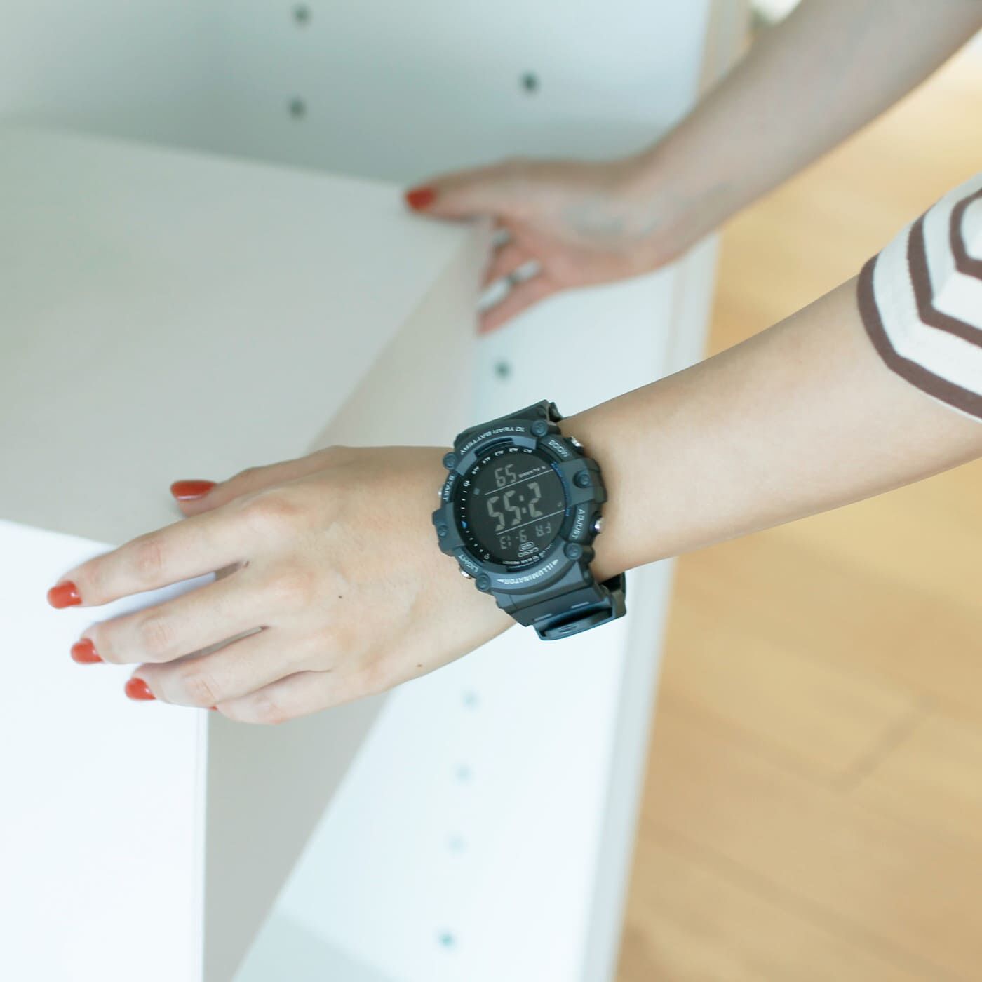 フェリシモギフトショップ|このごろ meets CASIO 推しカシ　ウォータープルーフボーイ〈AE-1500WH-8BJF〉