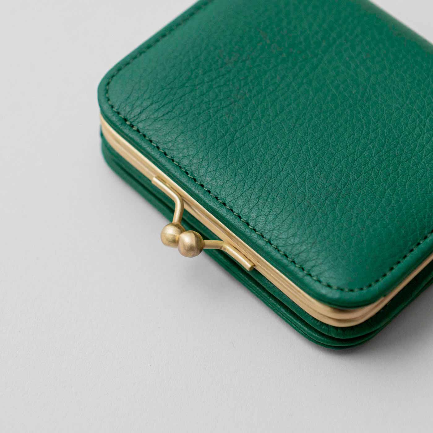 フェリシモギフトショップ|財布作りのプロ集団が作った 職人本革のプチファヴォリウォレット〈バジル色〉