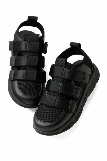 フェリシモギフトショップ | 軽さがうれしいスニーカーサンダル〈ＢＫ〉リブイン