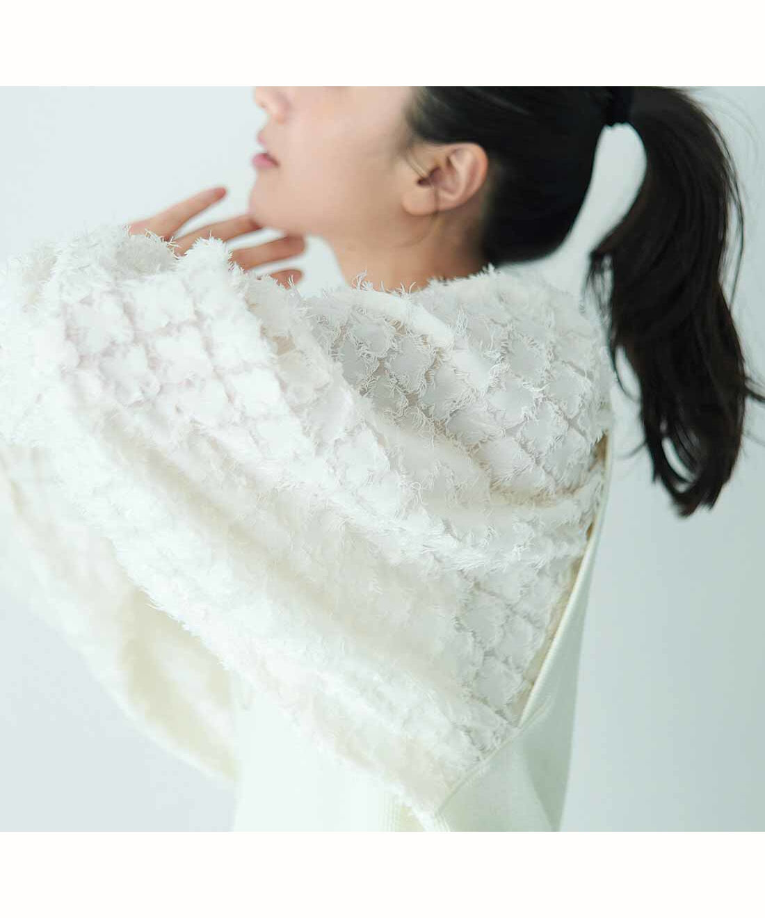 フェリシモギフトショップ|リブ　イン　コンフォート　忙しい朝の救世主　フリンジジャカードが華やかな　異素材ドッキングブラウス〈アイボリー〉