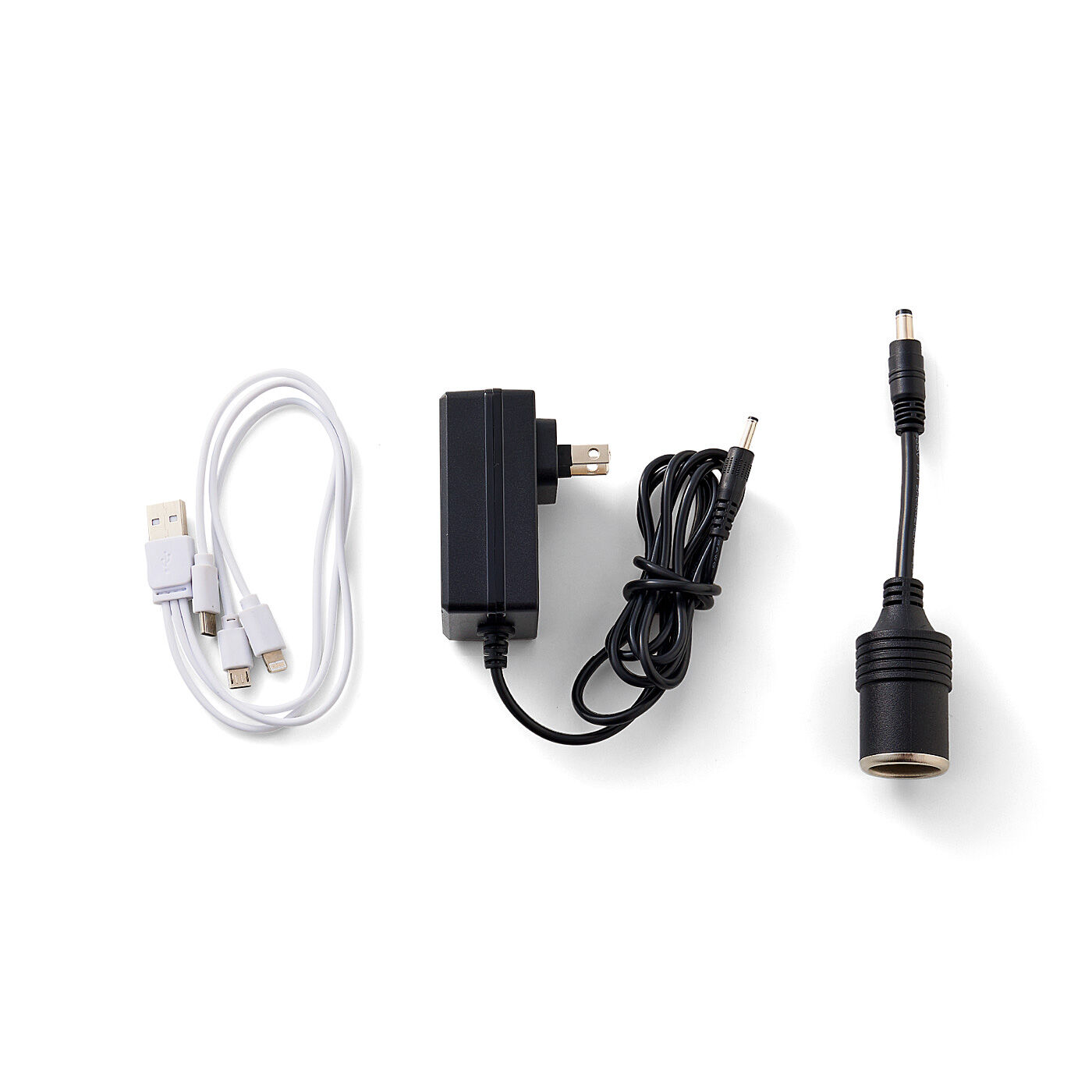 フェリシモギフトショップ|いざというときの電源確保！　電池要らずの家庭用小型蓄電池 ACコンセント付き 大容量ハイパワーバンク 30000ｍAh|出力用のカーシガレットライターアダプター付き。