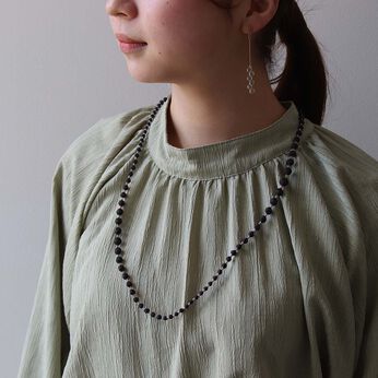 フェリシモギフトショップ | 刺繍珠ネックレストルマリンブラック色