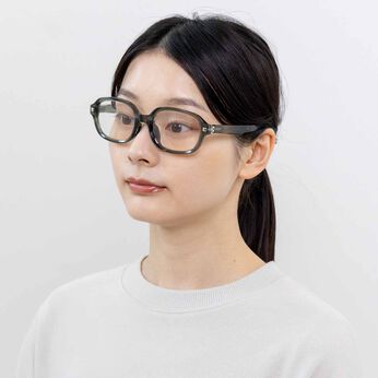 フェリシモギフトショップ | Ｌ＋折りたためる調光サングラス〈ＢＫ〉