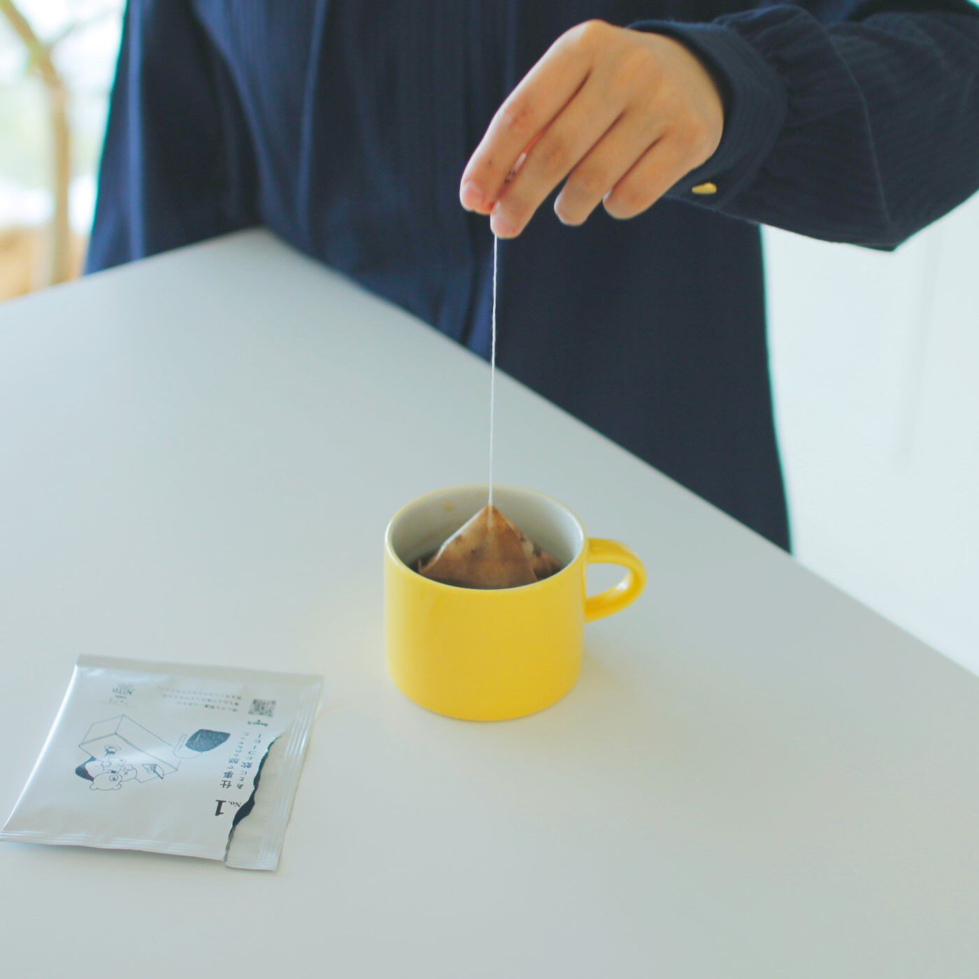 フェリシモギフトショップ|このごろ meets NITO  Coffee ＆ Craft Beer　飲むと心が軽くなる。ディップスタイルコーヒー〈9 cups〉|お好きなだけ上下に振ってからお召し上がりください。