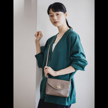 フェリシモギフトショップ | 職人本革のクラッチショルダー〈グレージュ〉