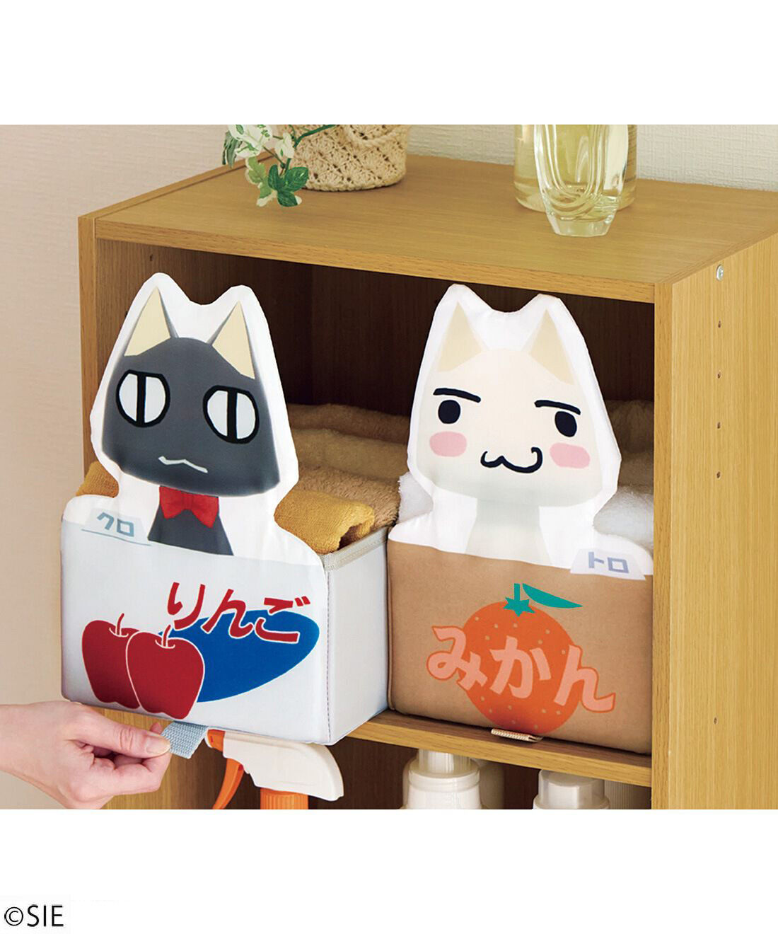 フェリシモギフトショップ|どこでもいっしょ×猫部　トロ・ステーションＢＯＸ〈クロｖｅｒ．〉|いろいろ収納してもクロが上手に目隠ししてくれる♪