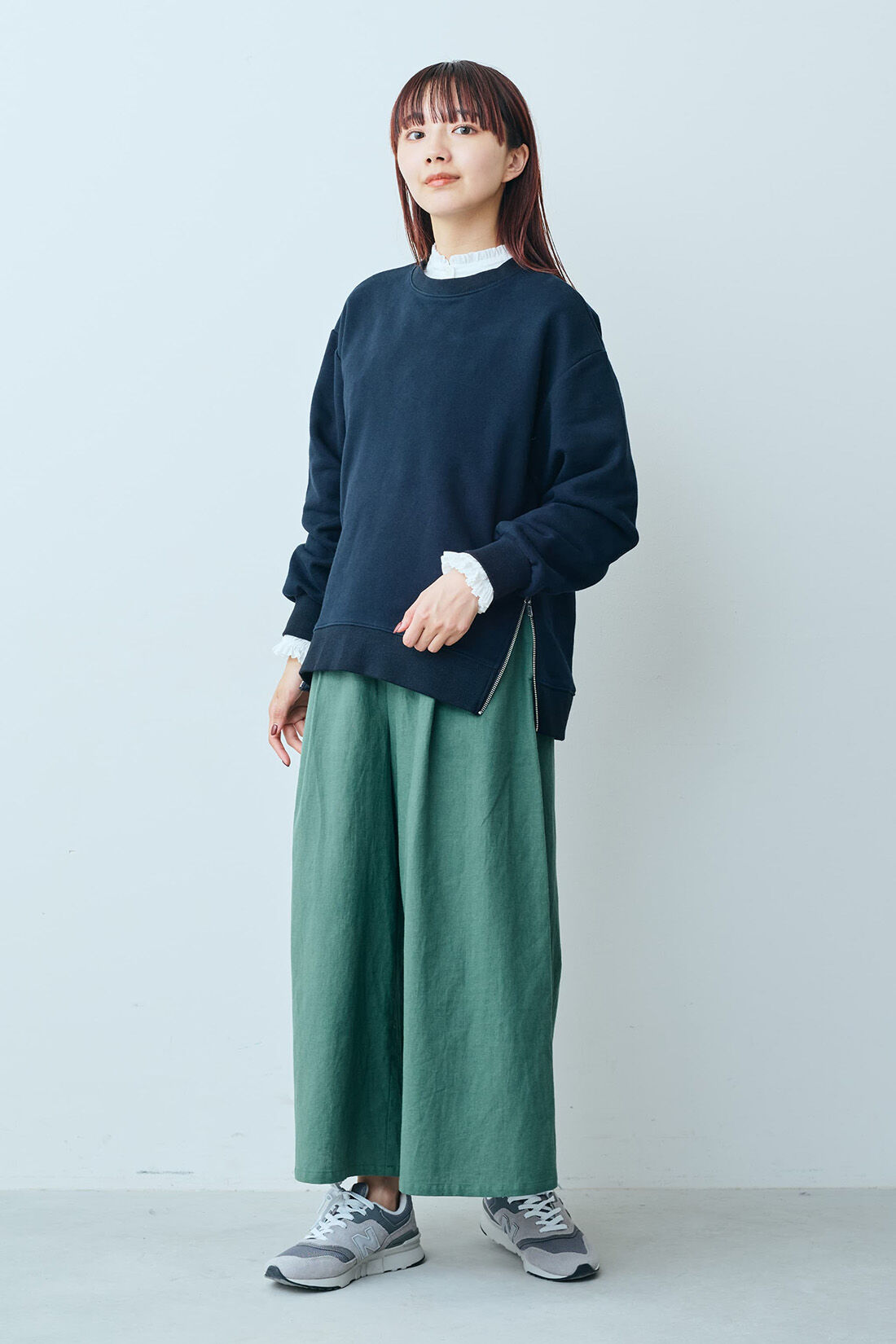 フェリシモギフトショップ|リブ イン コンフォート　Ｌｉｖｅ　Ｌｏｖｅ　ＣｏｔｔｏｎⓇプロジェクト　大人っぽく着られる　すそファスナースウェットトップス 〈ブラック〉