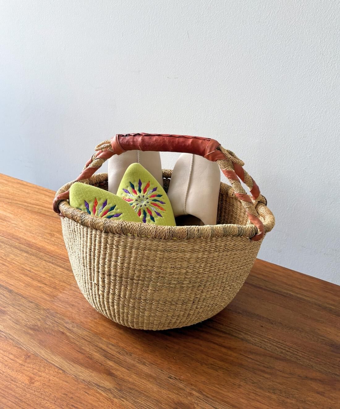 mensha!|【mensha! SELECT】ガーナで編まれたブルキナバスケット Mサイズ mensha!|【mensha! SELECT】ガーナで編まれたブルキナバスケット Mサイズ