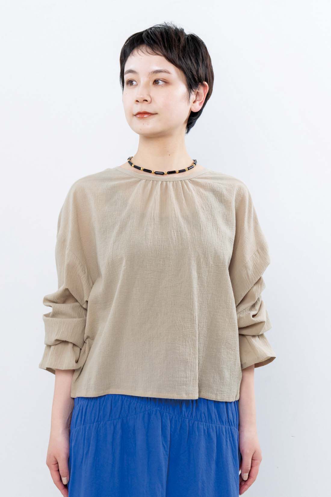 mensha!［メンシャ！］|mensha!　シングル楊柳ガーゼ 2-WAYカーデブラウスの会|スタッフ身長：157cm　着用サイズ：M