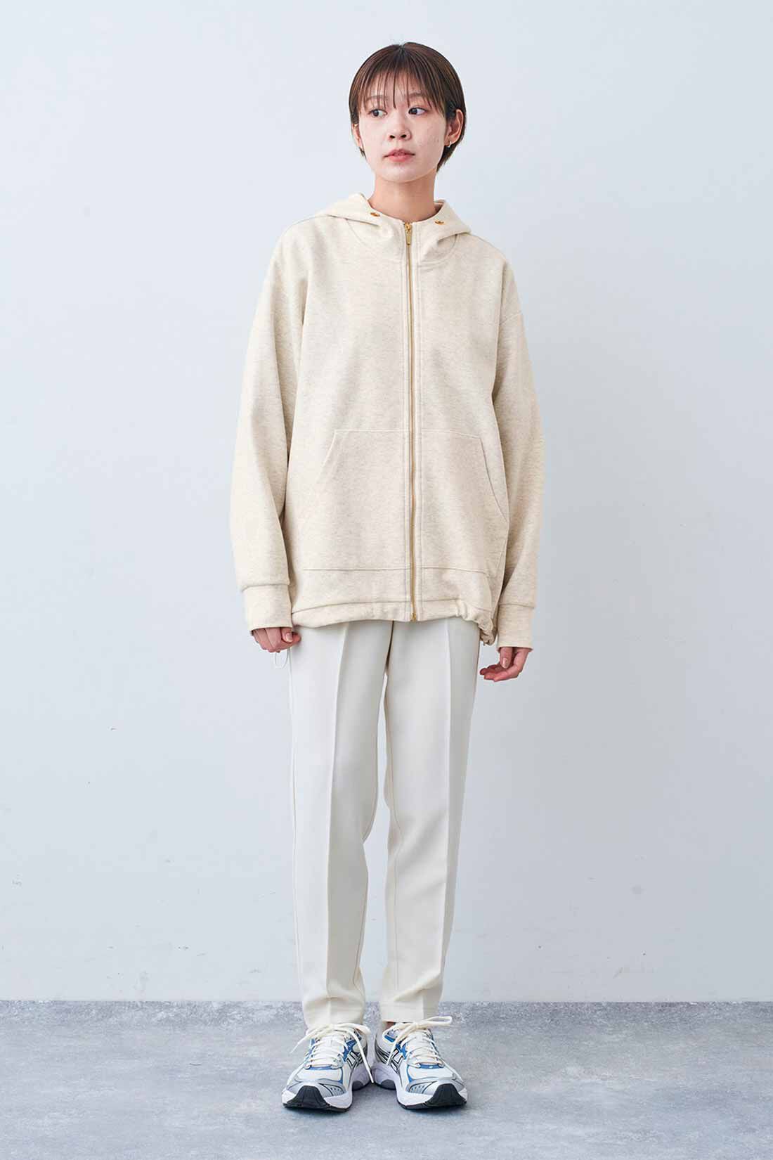Live in  comfort|リブ イン コンフォート はまじとコラボ コート代わりにサクッと着られる ボリュームフードパーカー〈オートミール〉