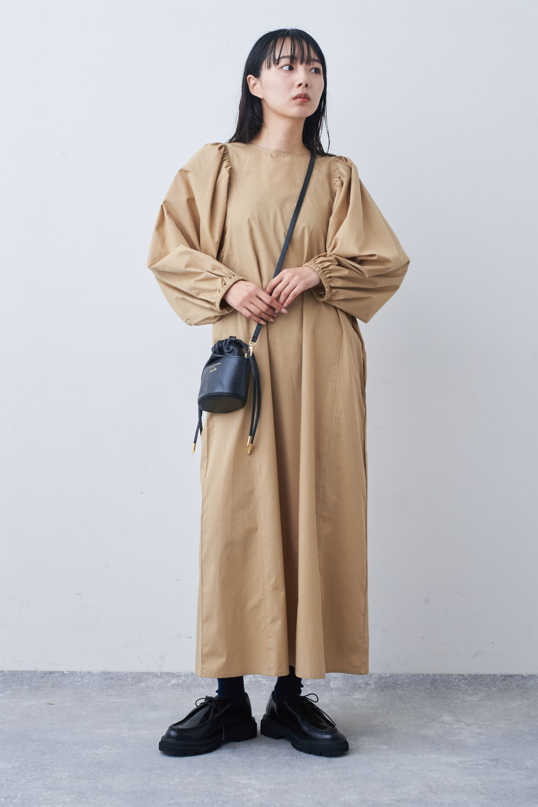 Live in comfort［リブインコンフォート］|リブ イン コンフォート はまじとコラボ 着るだけで華やかな 華奢（きゃしゃ）見えボリュームスリーブワンピース