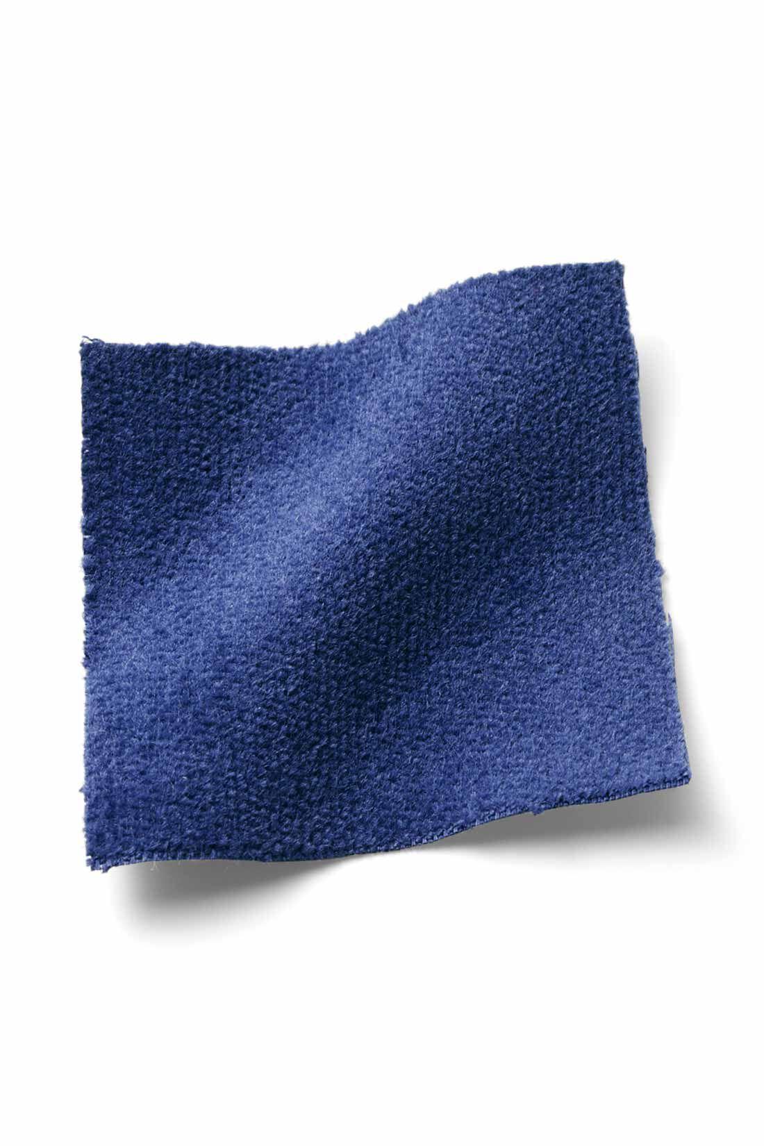 Live in  comfort|リブ イン コンフォート　キレイ見えをお約束 ぐい伸び別珍素材ジャンパースカート〈ブルー〉|イージーケアなのに高級感のある別珍素材。すべりのよい裏地付き。
