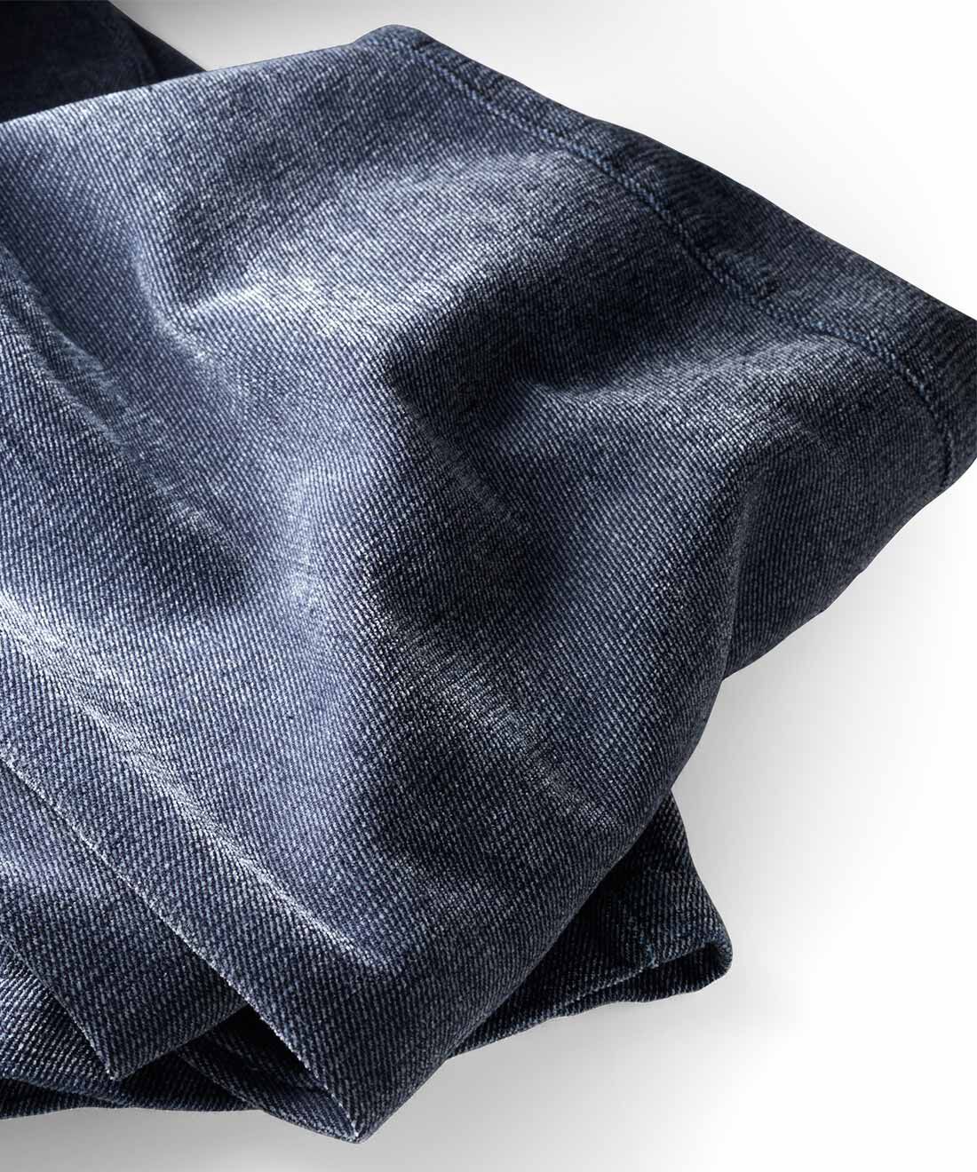 Live in  comfort|リブ イン コンフォート 両面起毛で着心地やわらか はくだけで様になるシェニールデニムパンツ〈インディゴ〉