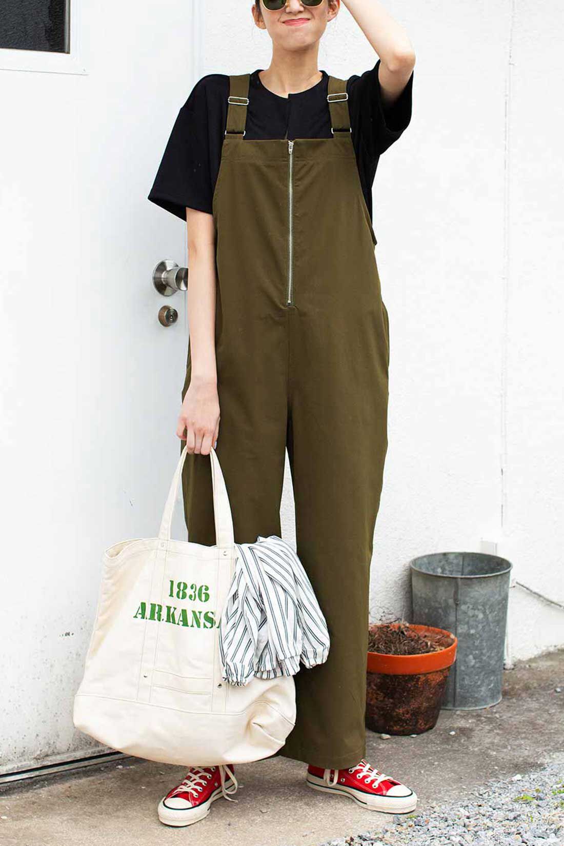 Live in  comfort|リブ イン コンフォート 上品に華やぐ きれいめトップス＆ワンピースセット〈ブラック×ブルーチェック〉|どんなボトムスにも◎、コーデがらくで、楽しみアップ！