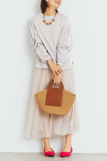 Live in comfort［リブインコンフォート］ | 華やかサッカートップスリブイン
