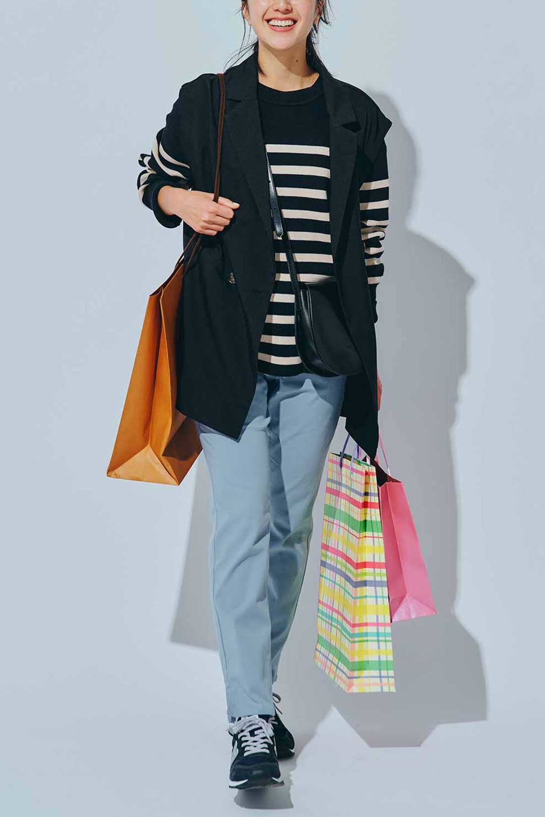 Live in  comfort|リブ イン コンフォート スタンダードで使い勝手抜群のちょうどいいカラーチノパン〈ライム〉|これは参考画像です。お届けするカラーとは異なります。