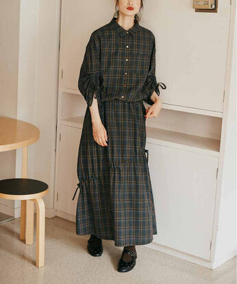 Live in  comfort | くぼっちドロストチェックスカート〈ＧＹ〉リブイン