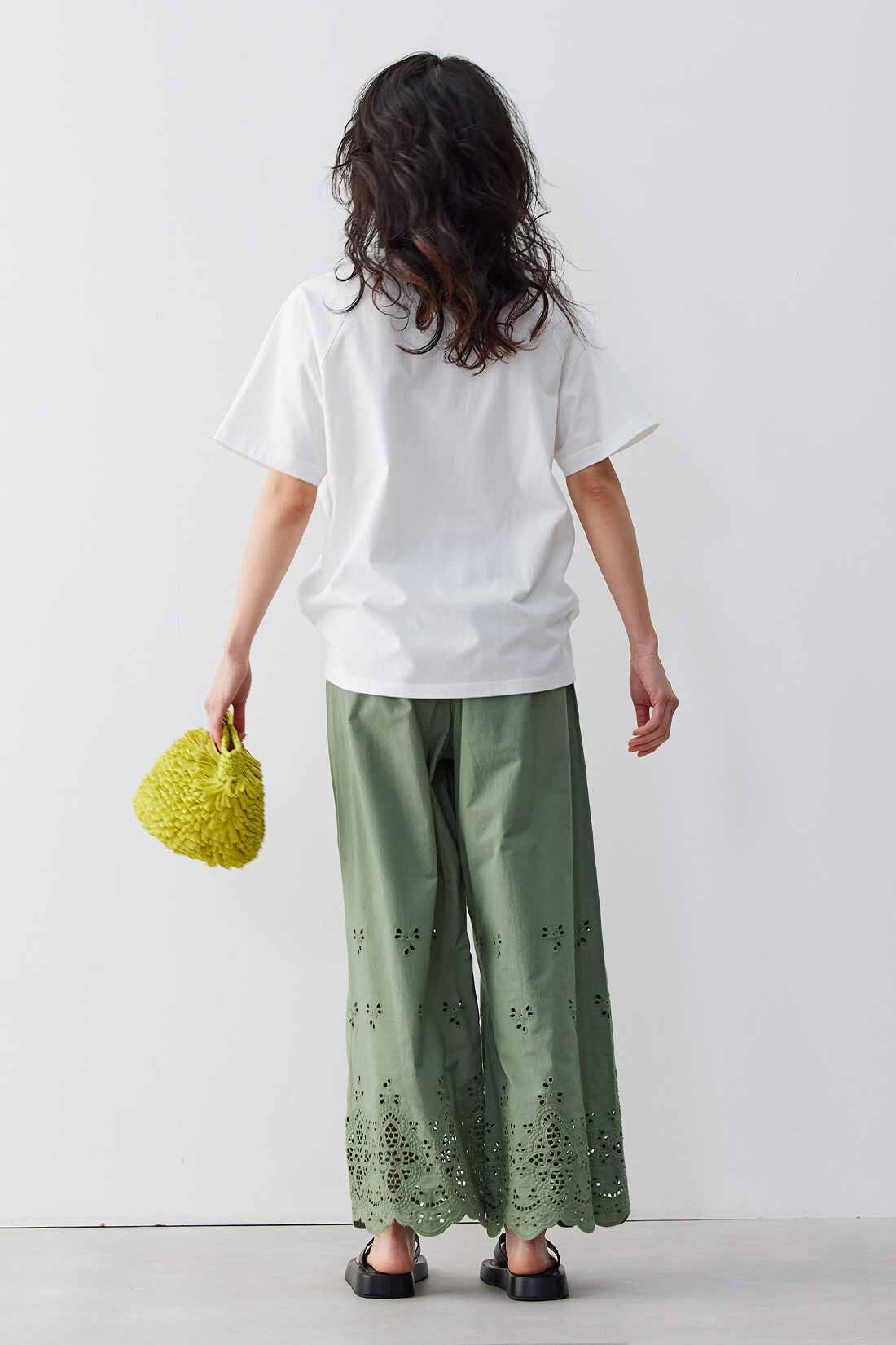 Live in  comfort|リブ イン コンフォート　はまじとコラボ 足もとが華やぐ 豪華なレースガウチョパンツ〈ホワイト〉