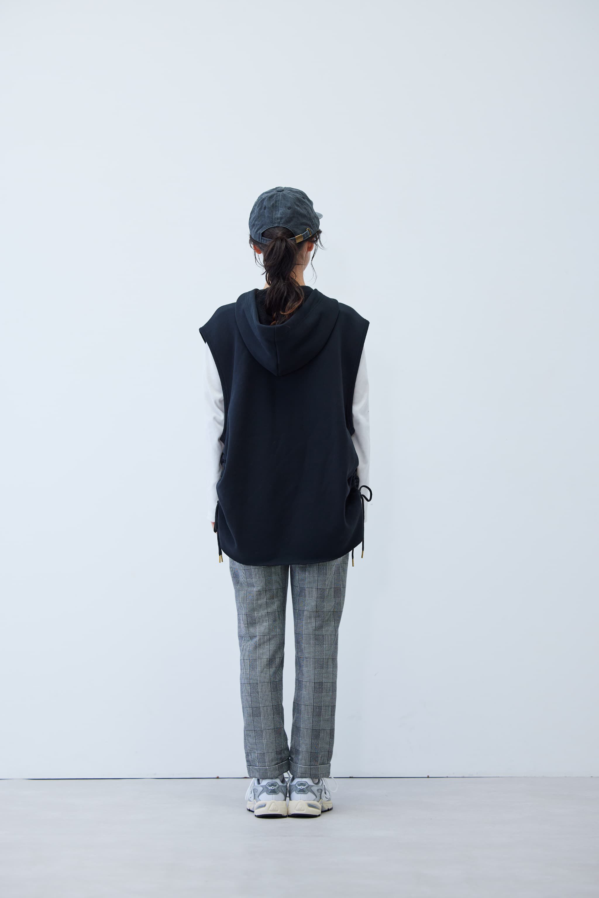 Live in comfort［リブインコンフォート］|リブ　イン　コンフォート　おうちもお出かけもずっと着ていたい　激ぬくカットソーベスト〈ブラック〉