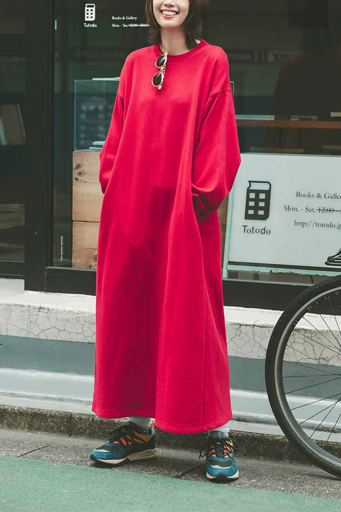 リブ イン コンフォート 栞里ちゃんとつくった シルエットにこだわった 着心地らくちん 裏毛デザインワンピース
