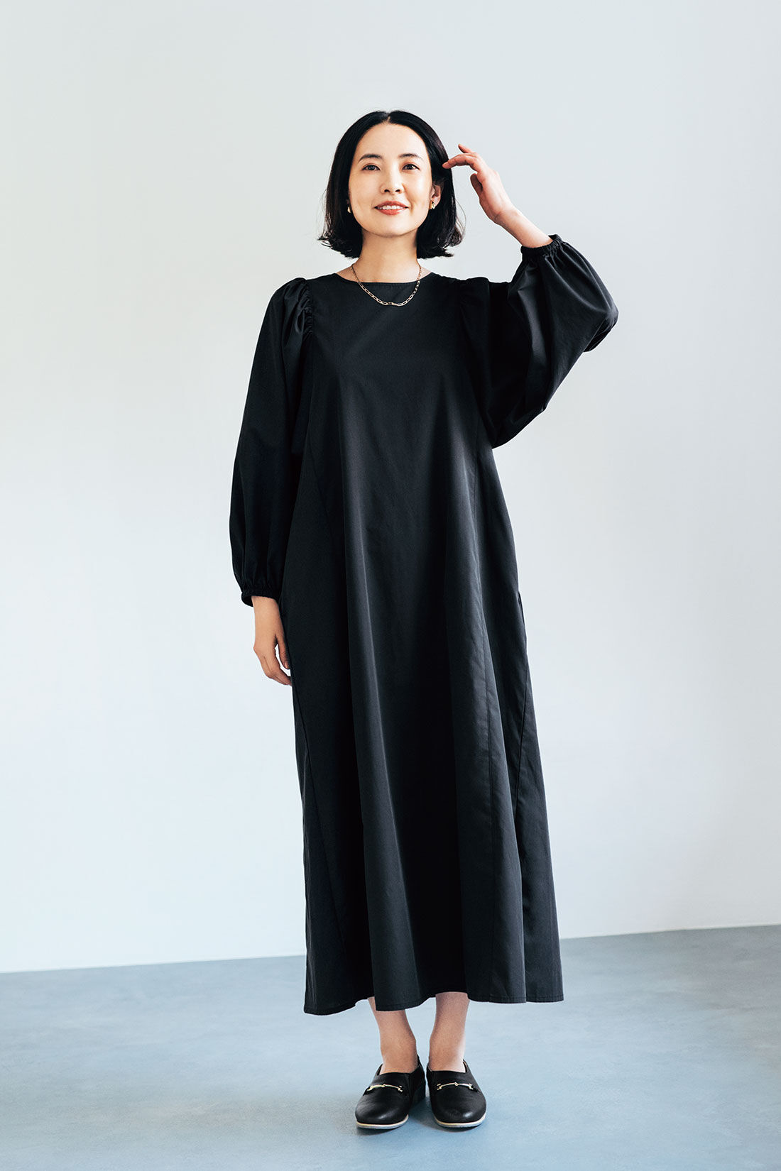 Live in  comfort|リブ イン コンフォート はまじとコラボ 着るだけで華やかな 華奢（きゃしゃ）見えボリュームスリーブワンピース