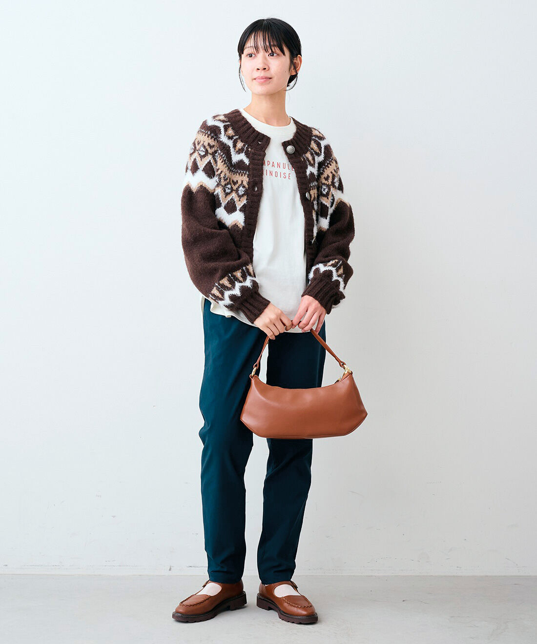 Live in comfort［リブインコンフォート］|リブ イン コンフォート まるではいてないみたい!? ふんわり裏微起毛になった スーパー伸び軽テーパードパンツの会|モデル身長：163cm　着用サイズ：MT