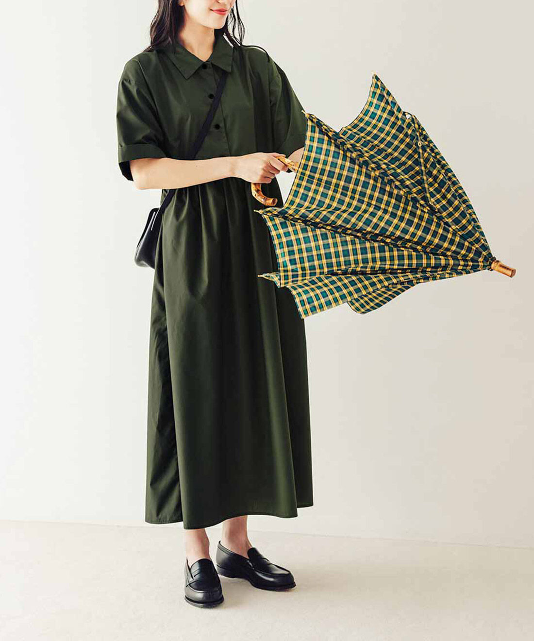 Live in comfort［リブインコンフォート］|リブ イン コンフォート シンプルライフ研究家 マキさんとつくった お出かけ顔の撥水（はっすい）素材シャツワンピース