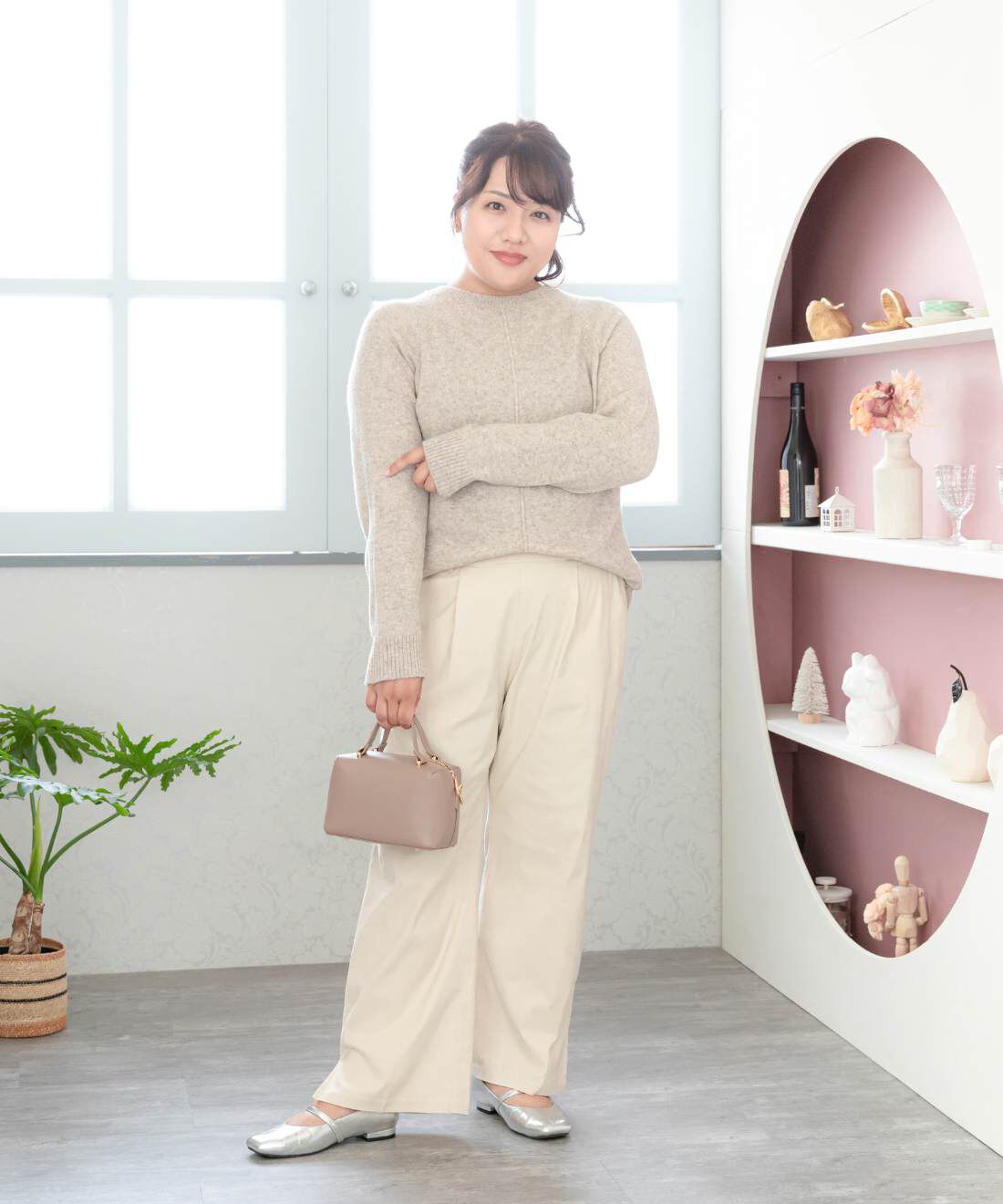 Live in  comfort|リブ イン コンフォート Hinaさんとコラボ Yラインが気になりにくい！ スッキリ美脚 スーパー伸び軽ストレートパンツ