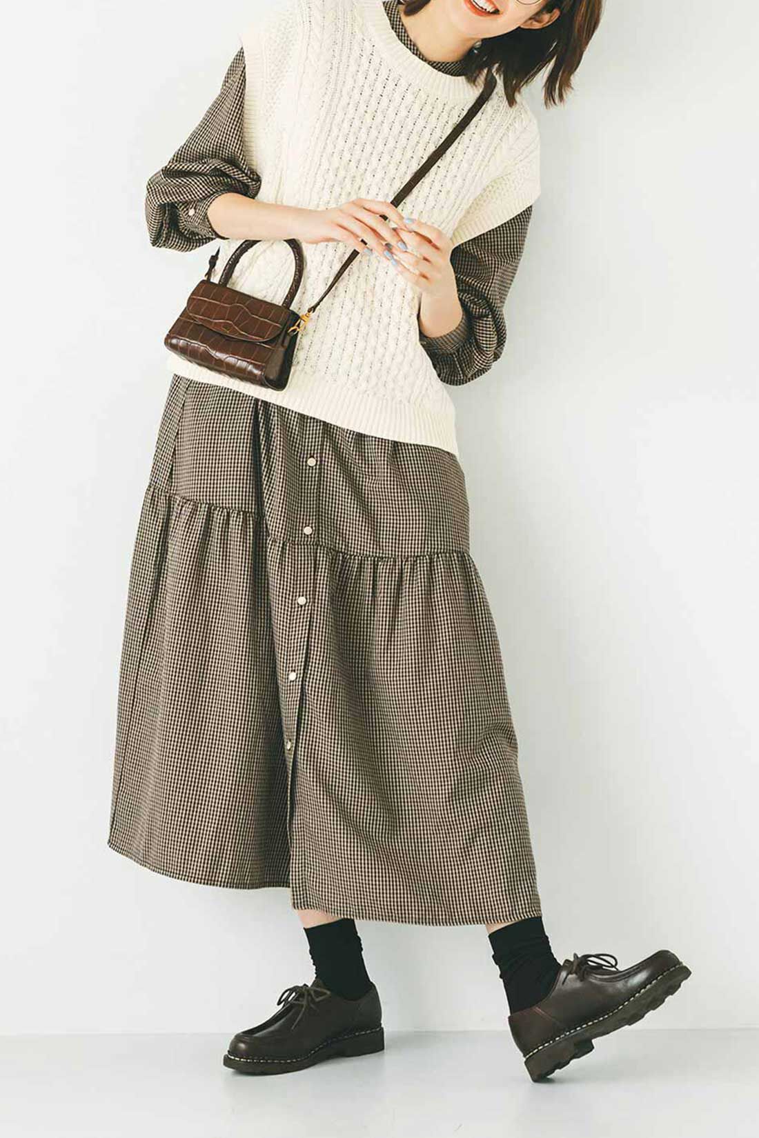 Live in  comfort|リブ イン コンフォート 人気スタイリスト 石上美津江さんとつくった はおれるチェックのワンピース〈ブラウンチェック〉